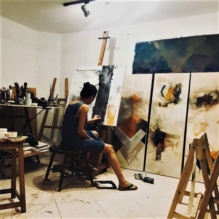 A conversation with the canvas
